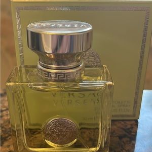 Versace Perfume. Versense, Eau De Toliette, 30ml.
